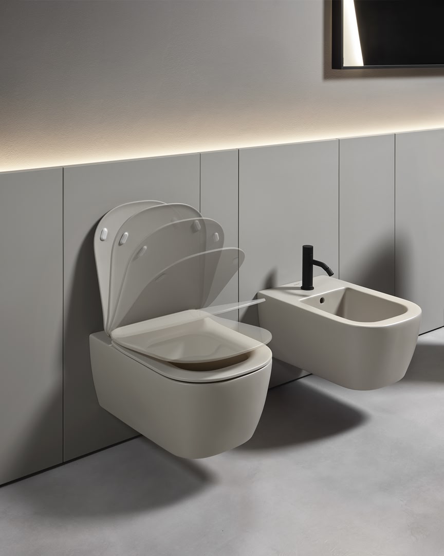 Clean essential image