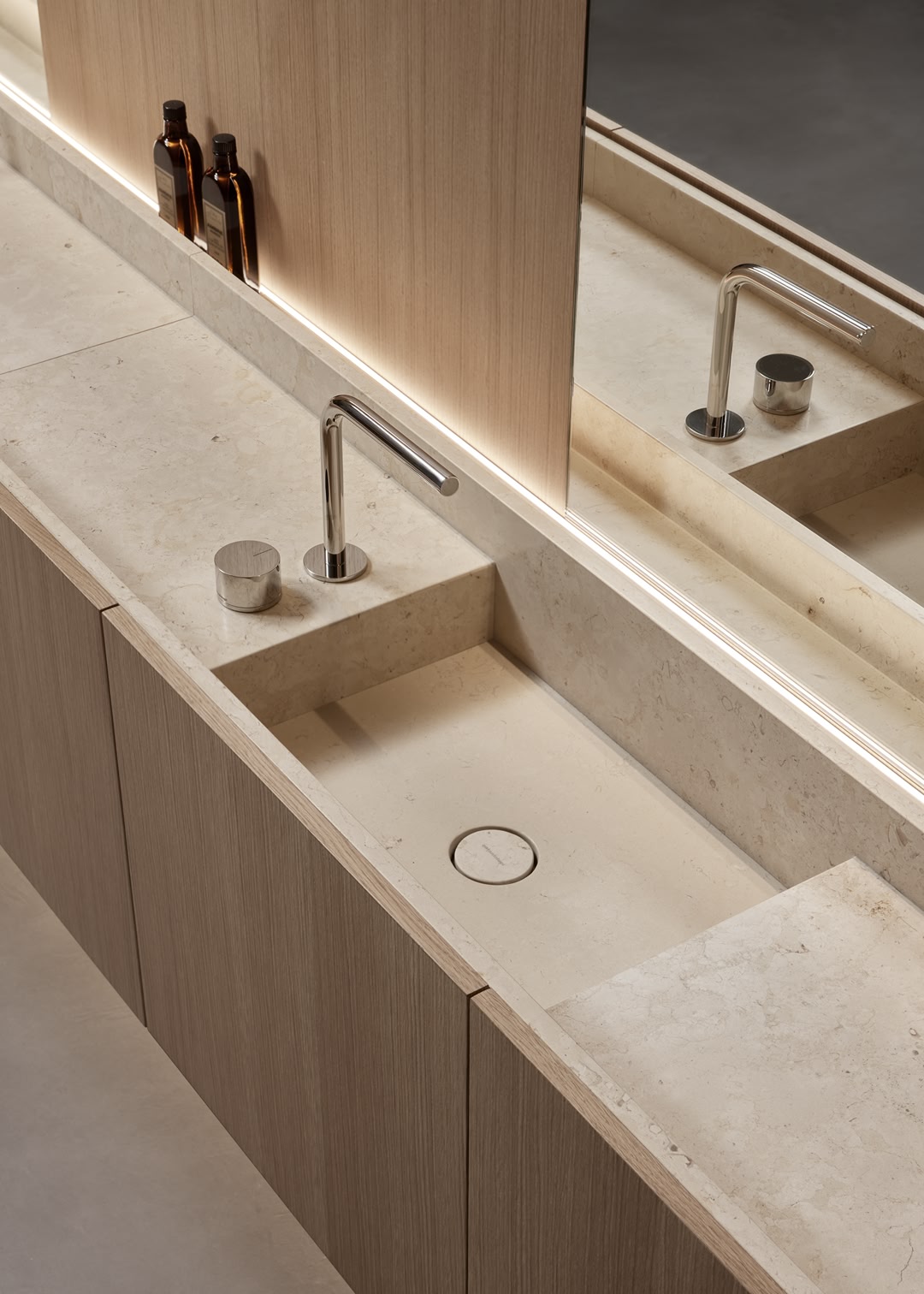 a simple but precious detail 