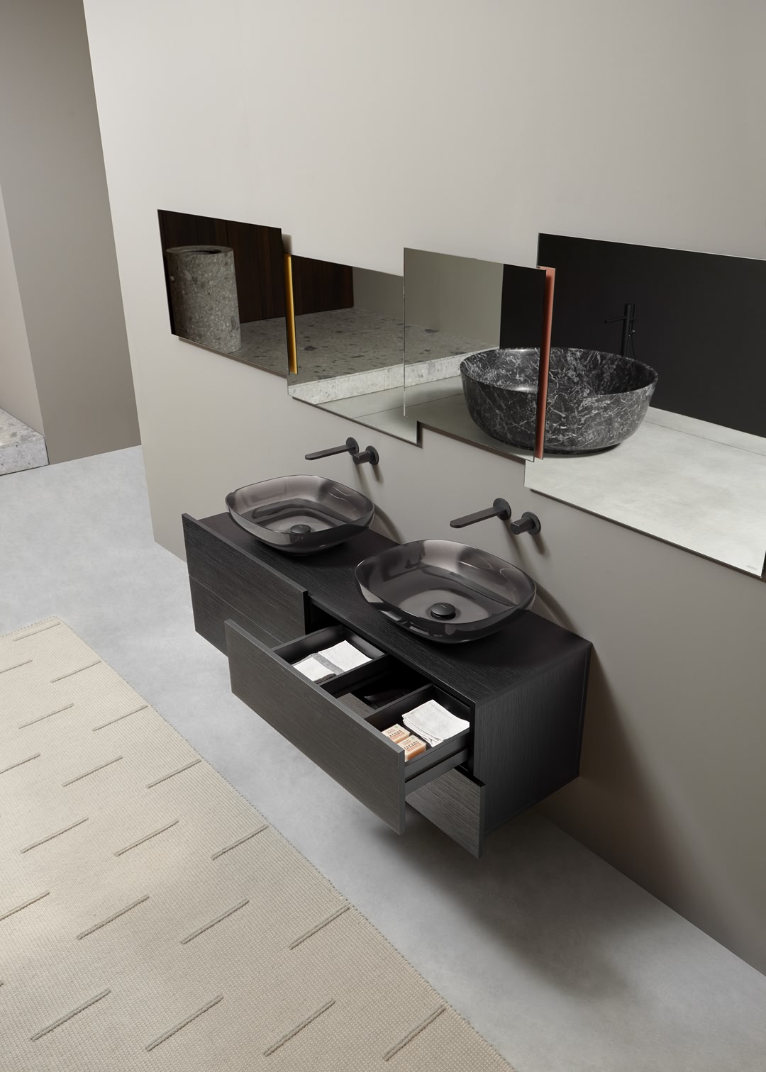 witness of a timeless beauty