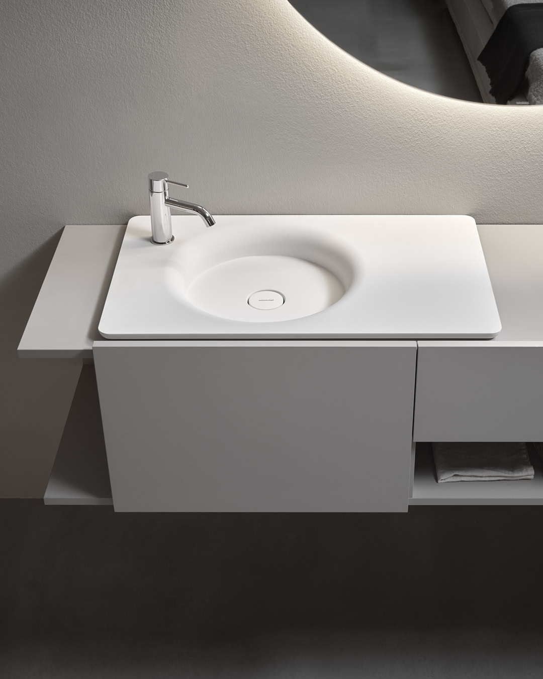 neutral and warm nuances