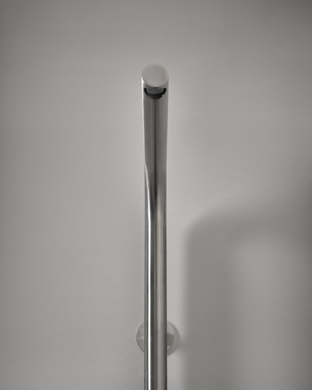 channels the regenerating power of water 