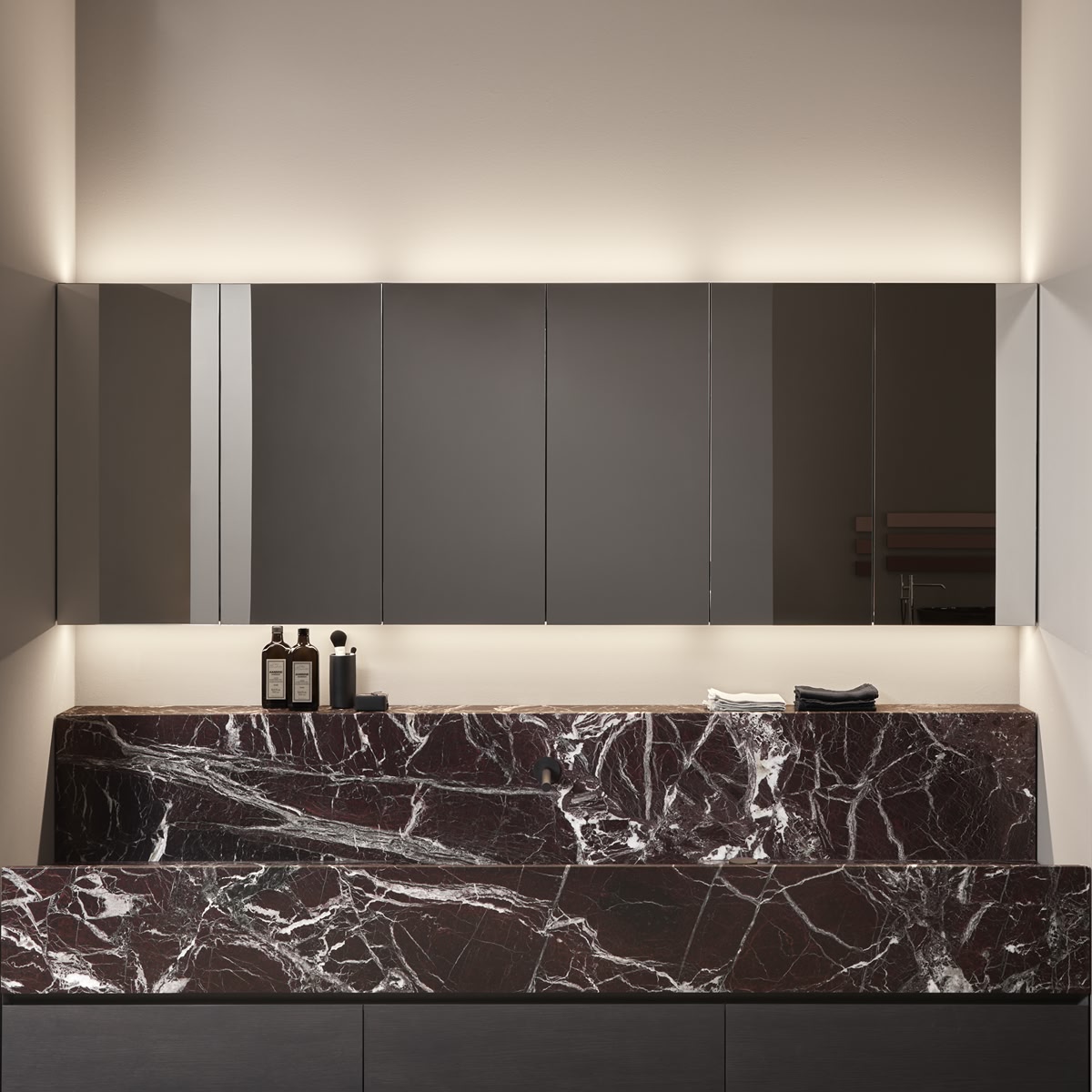 the flickers of color and bright reflections