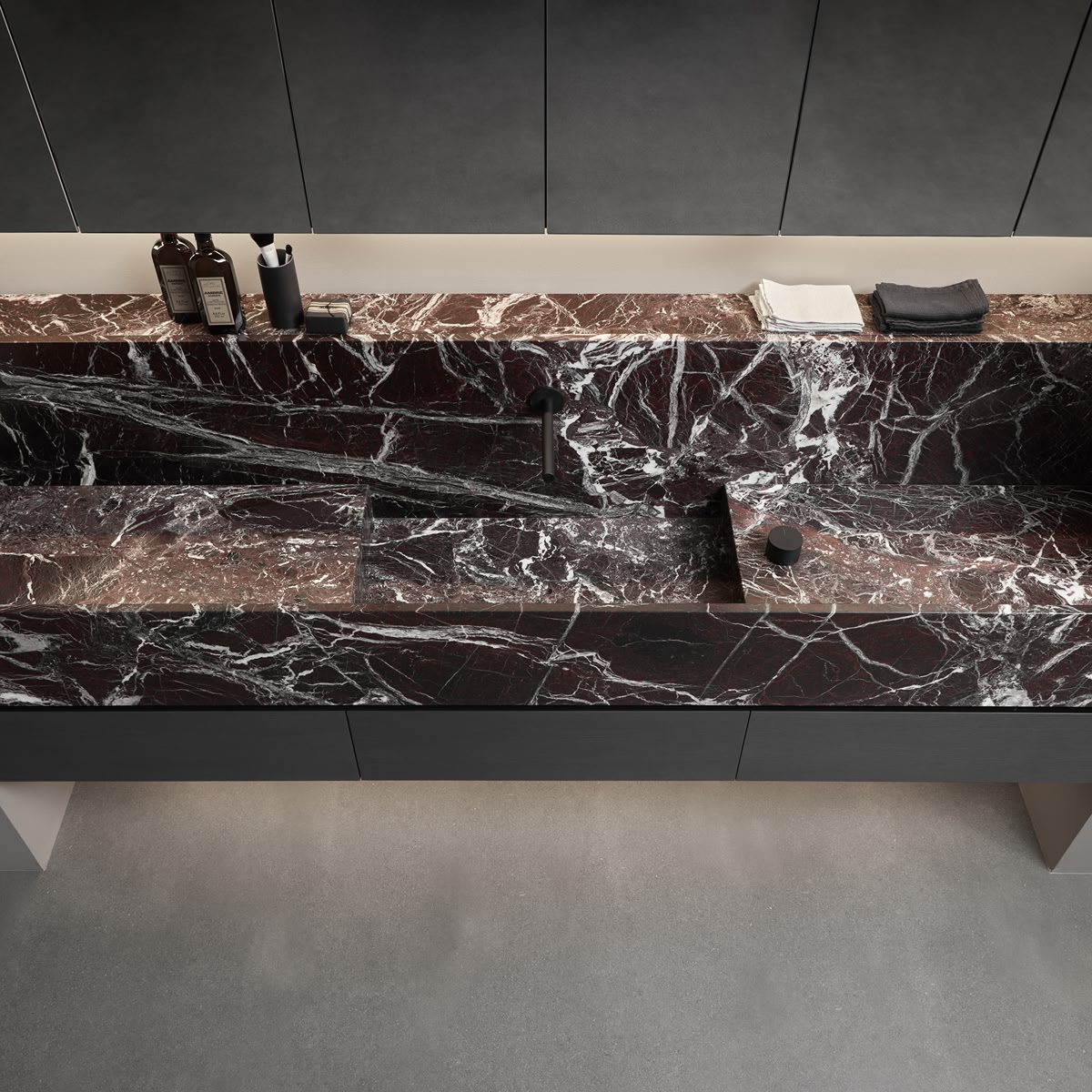 the flickers of color and bright reflections