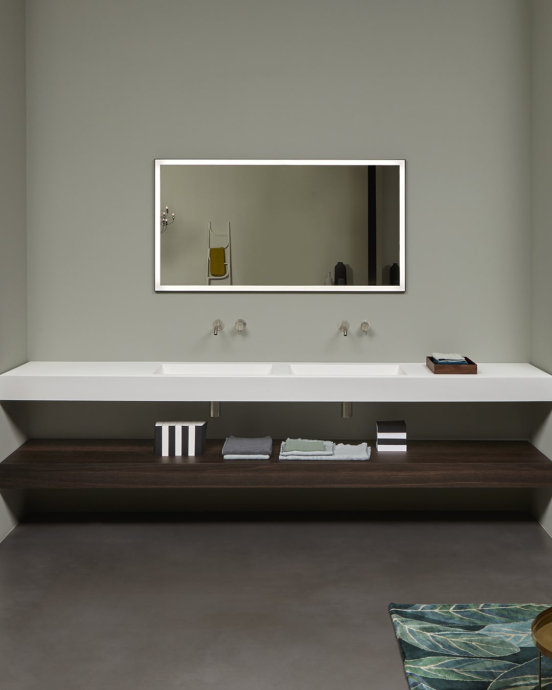 Puliti, essenziali, rigorosi, moderni.