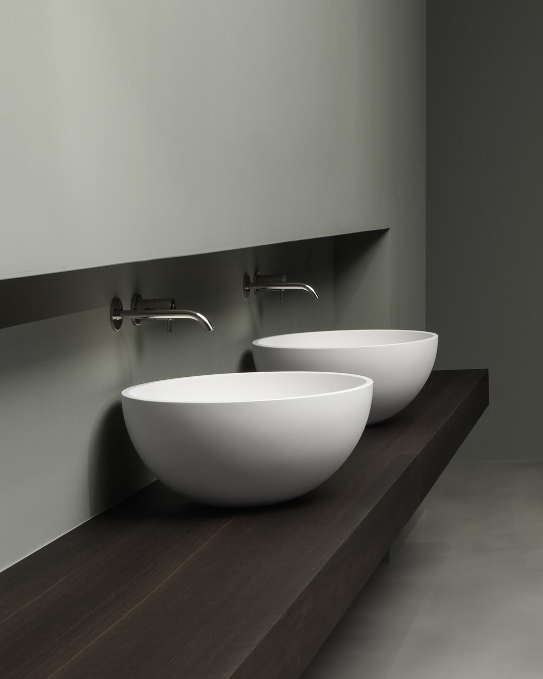 The material that becomes decoration