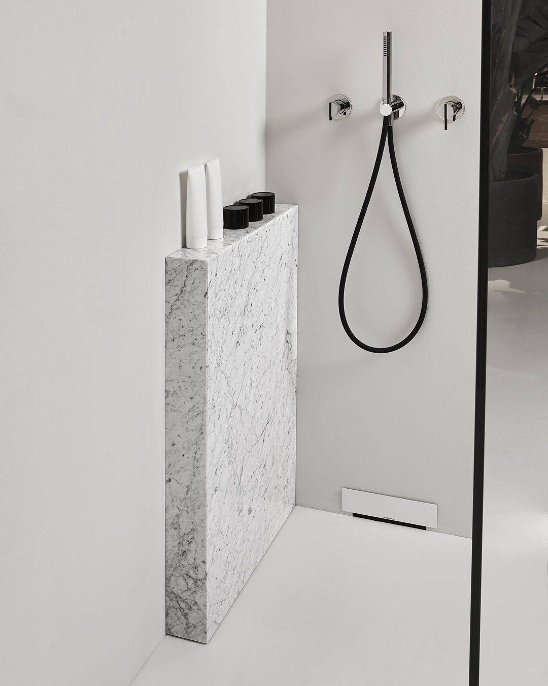 A functional solution, but also a detail that becomes aesthetic