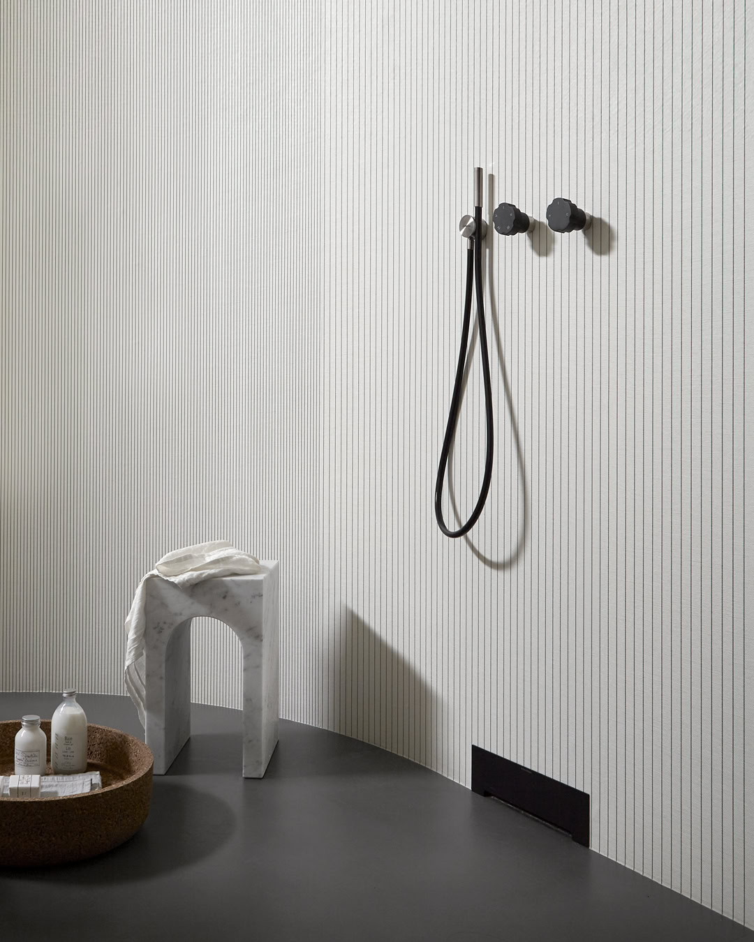 A functional solution, but also a detail that becomes aesthetic