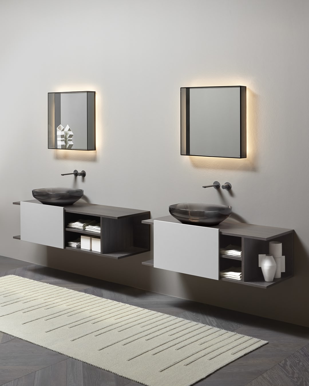 protects and disappears