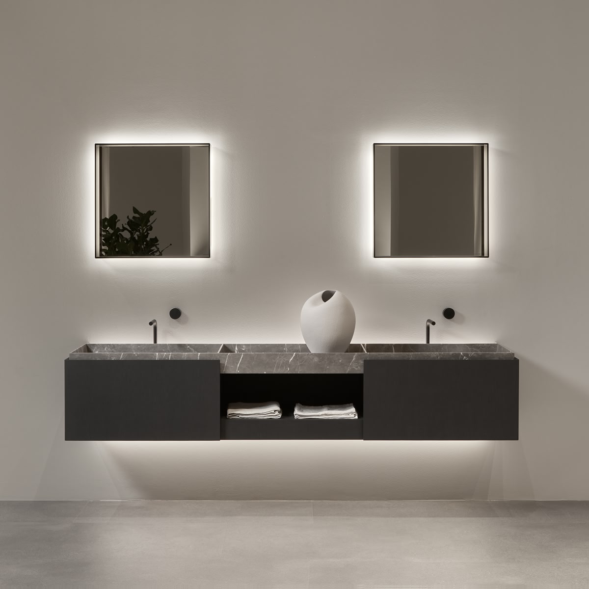 The absolute purity of the frame