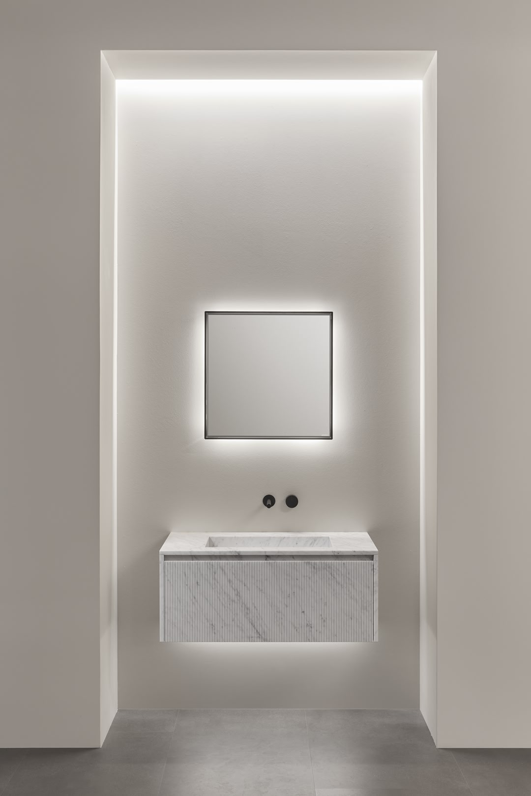 A formal simplicity always precious