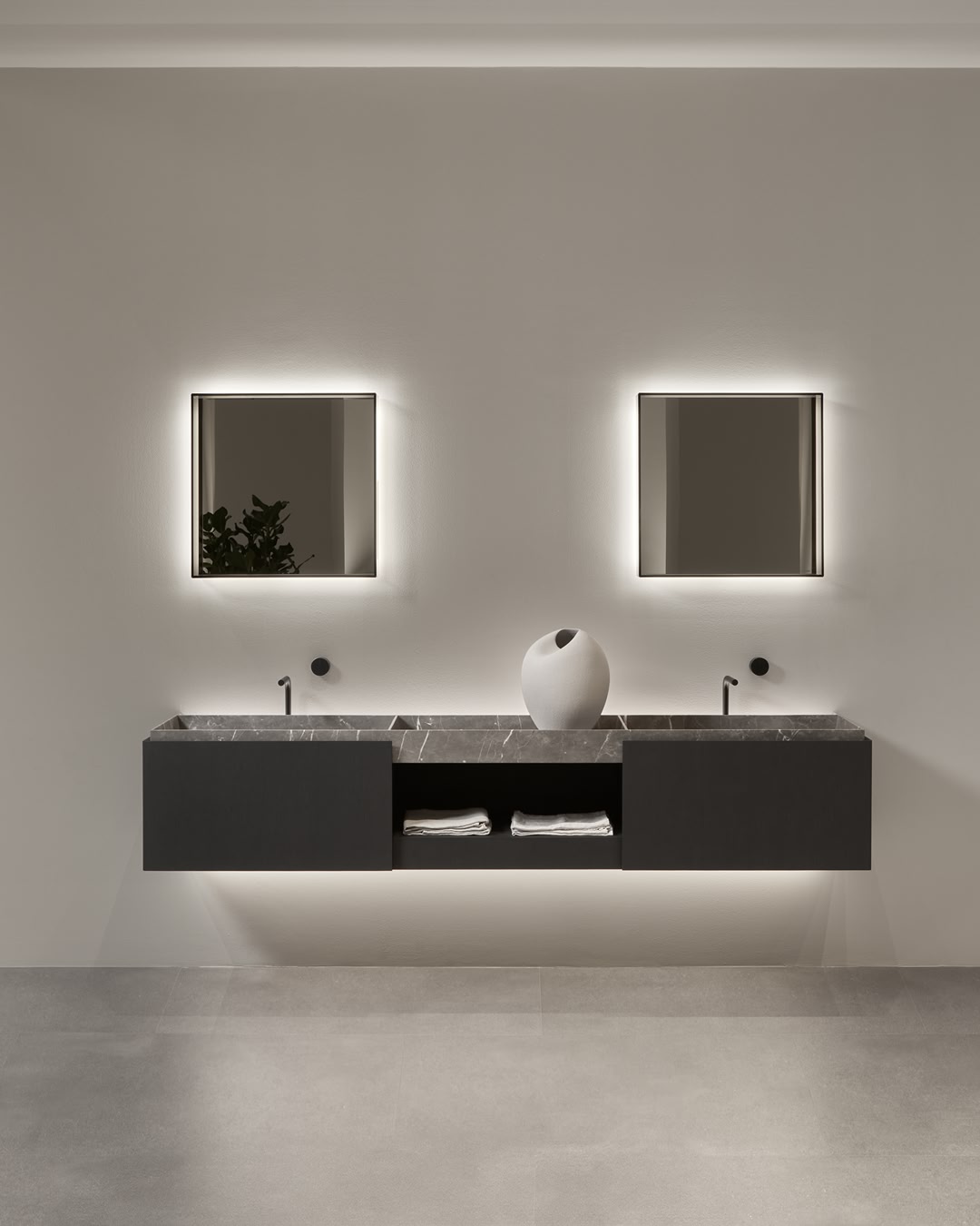 Sculptural and monumental