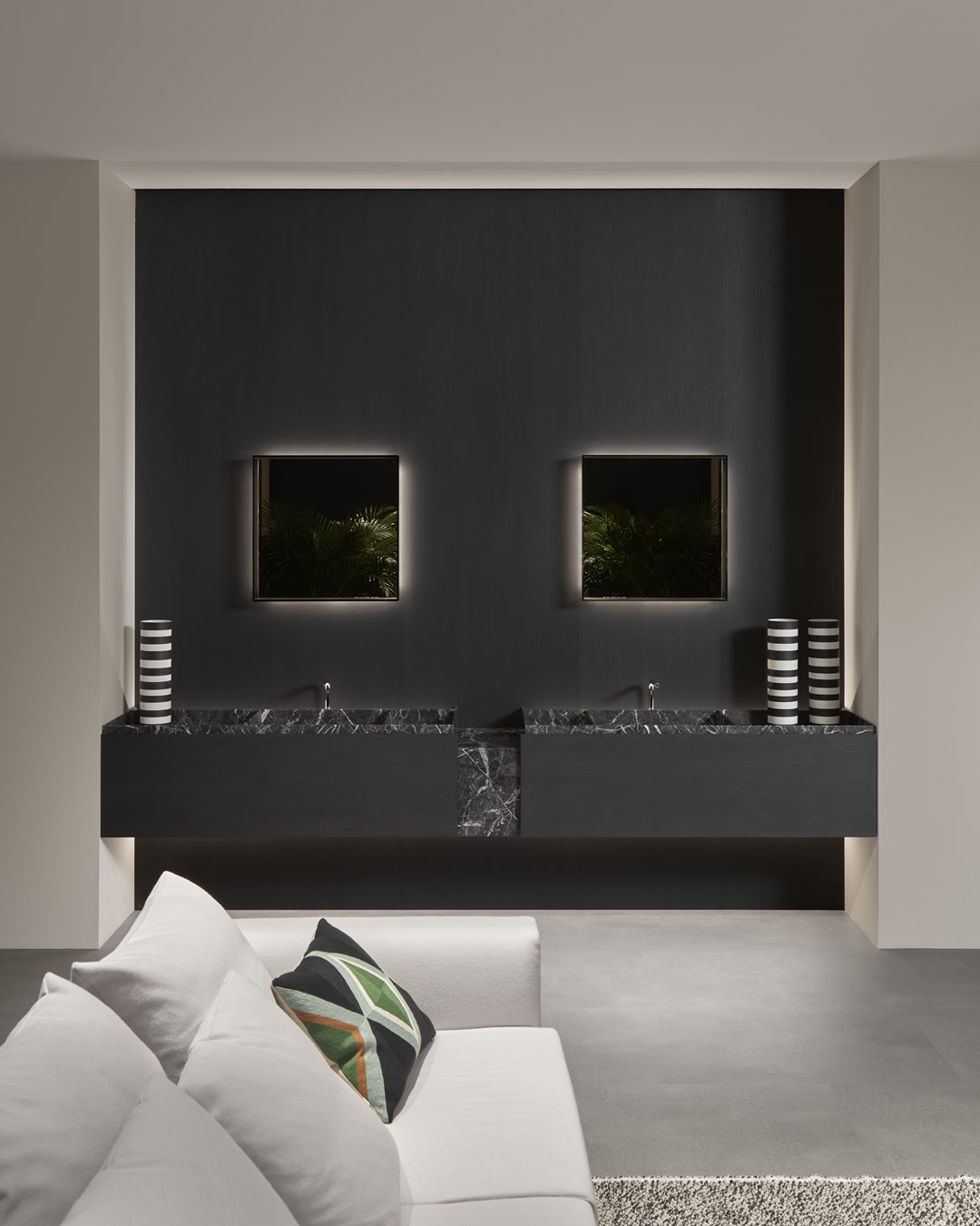 Sculptural and monumental