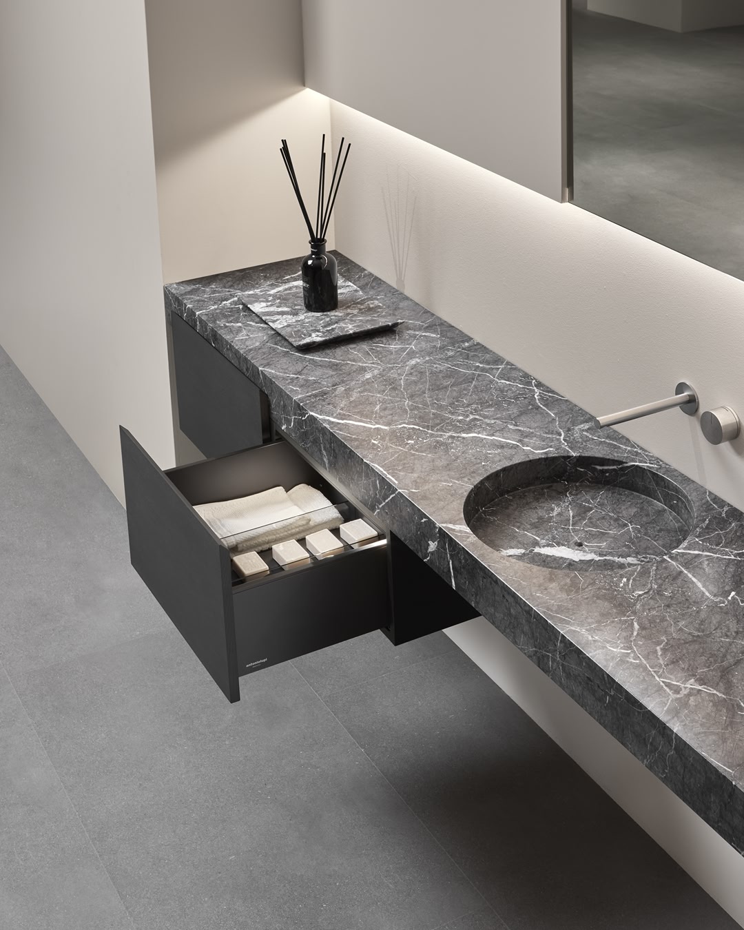 Sculptural and monumental