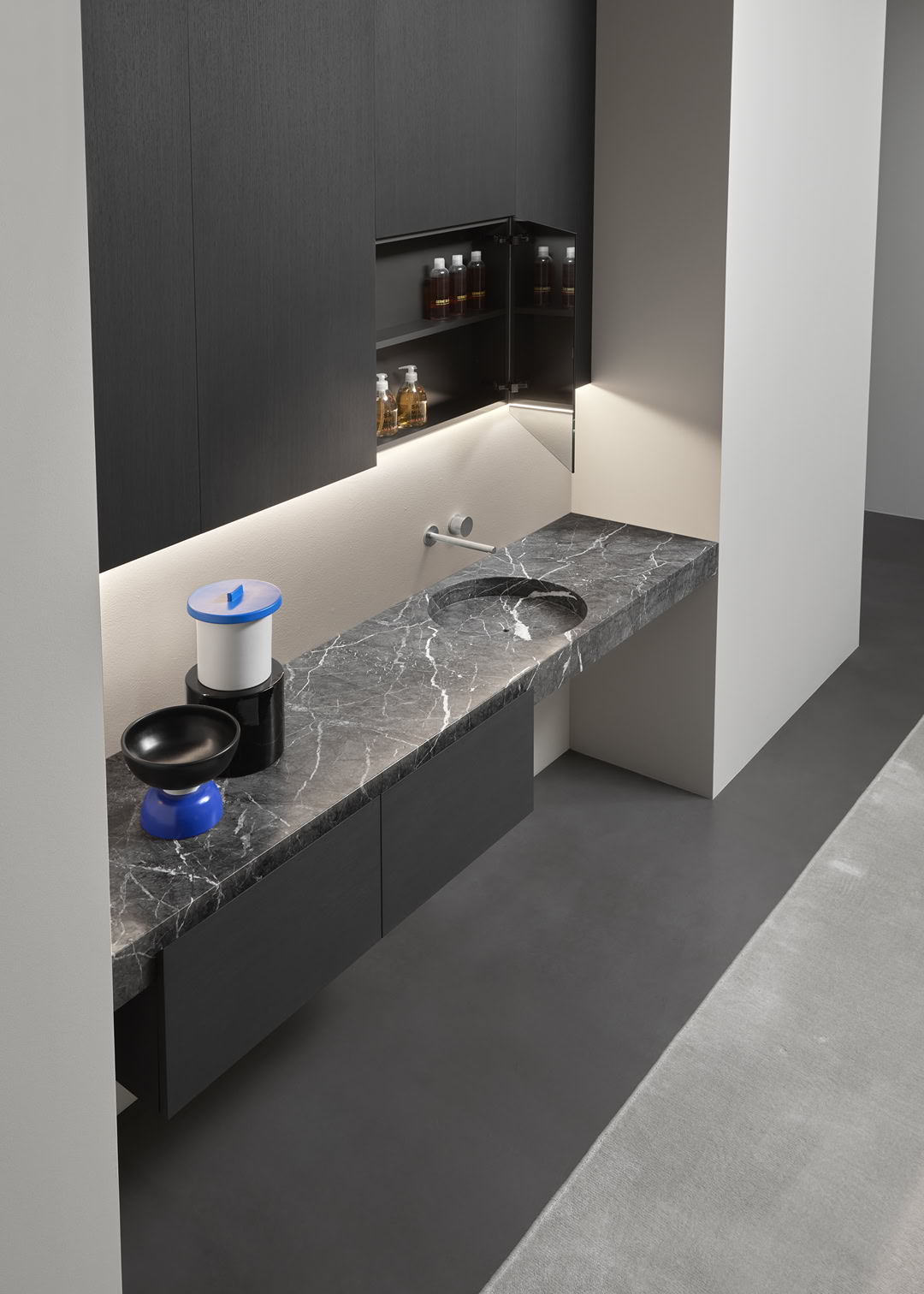 a new way of thinking about working with marble countertops