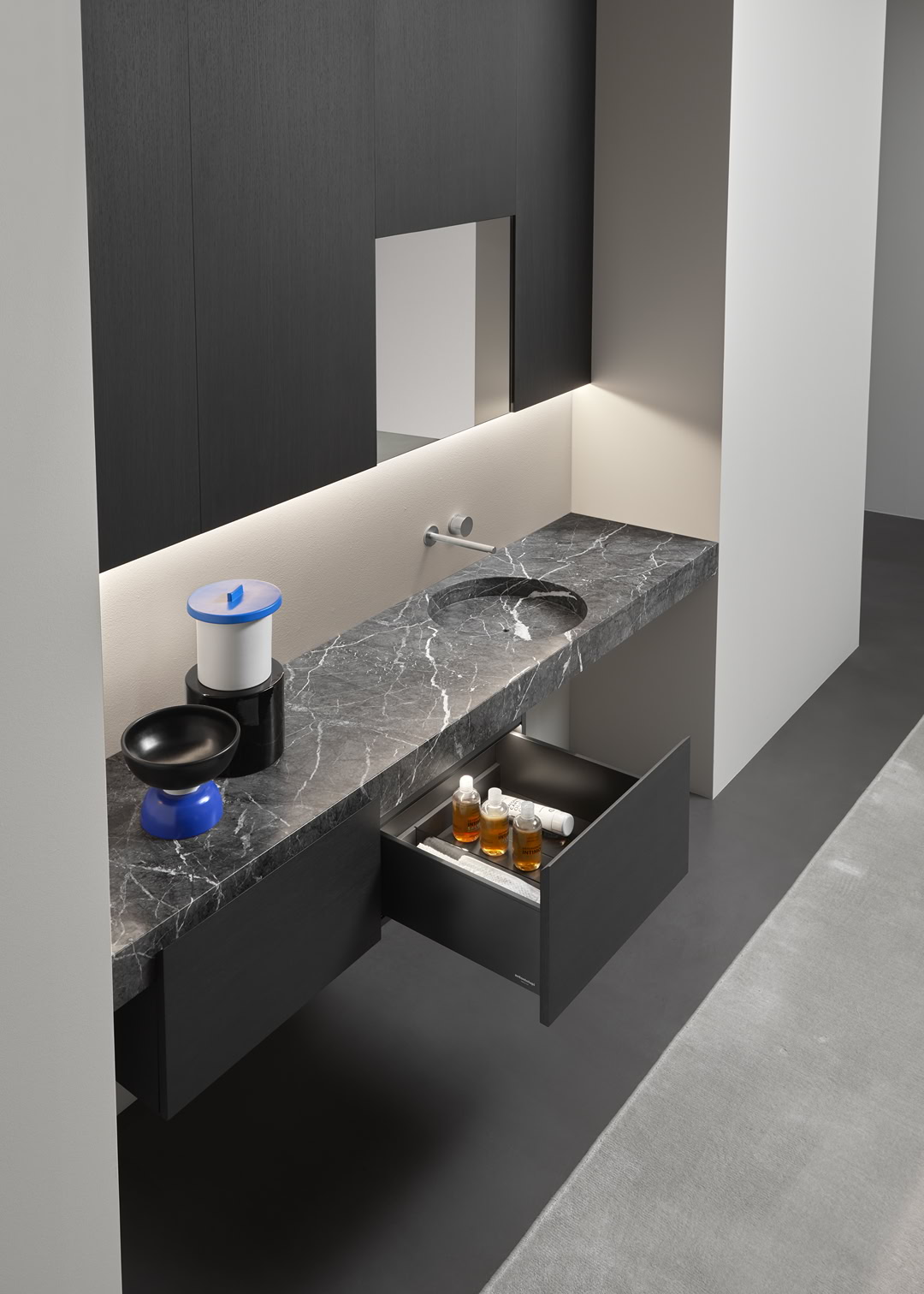 a new way of thinking about working with marble countertops
