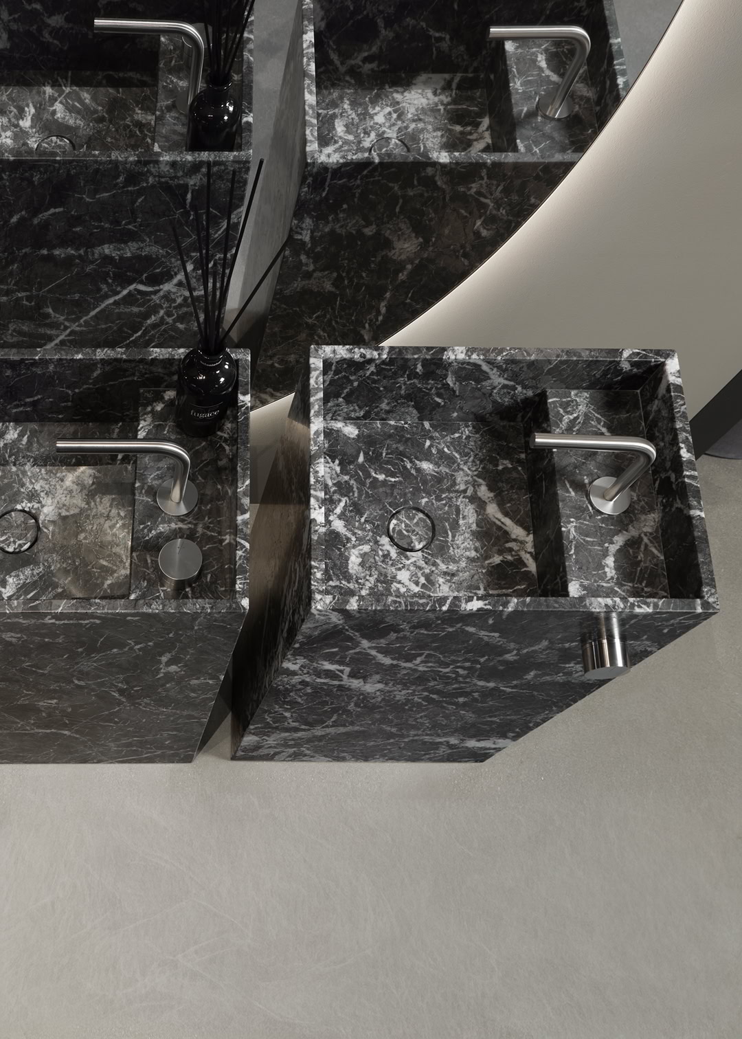 compact and slender conformations