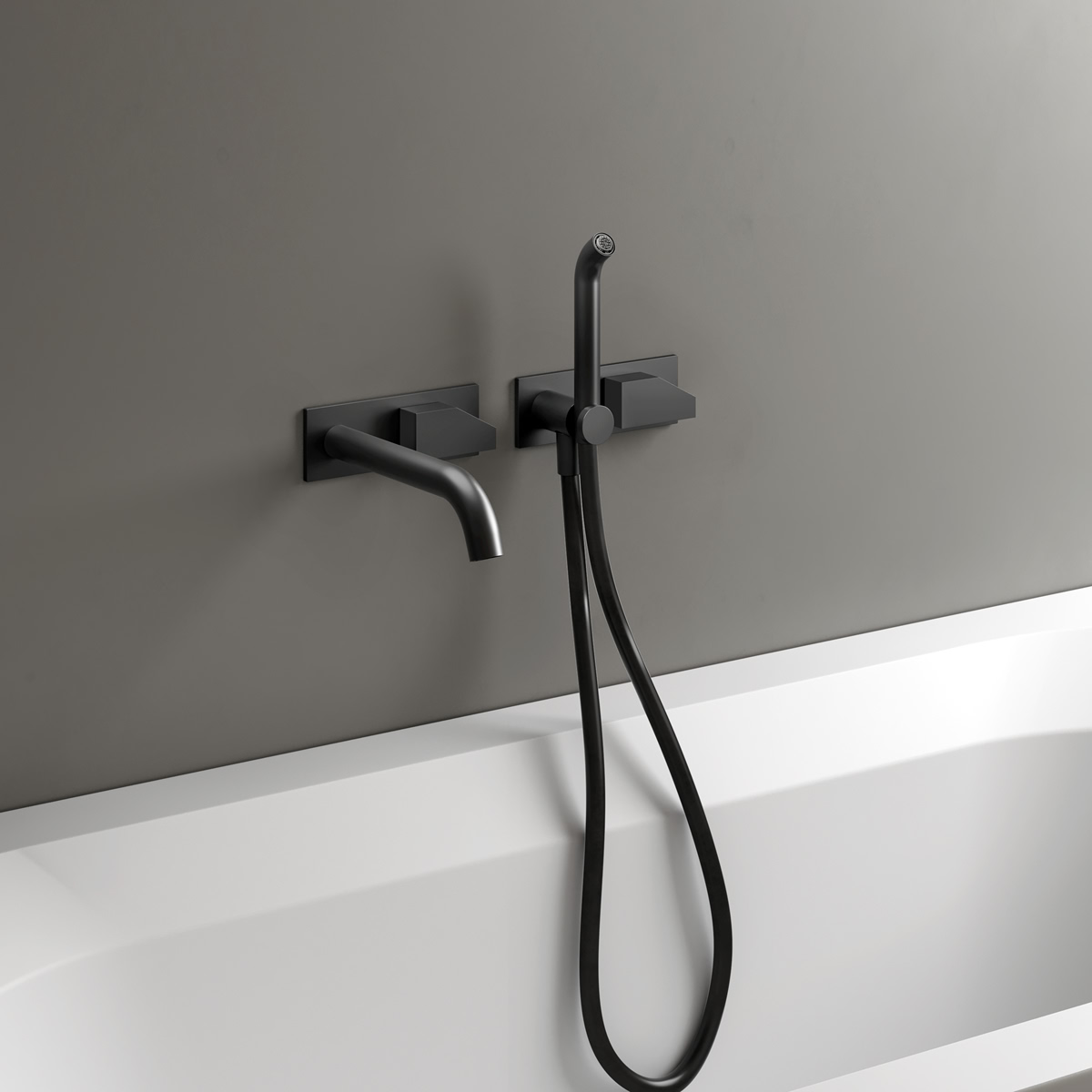 The series is available in versions for sinks, bidets, bathtubs, and showers