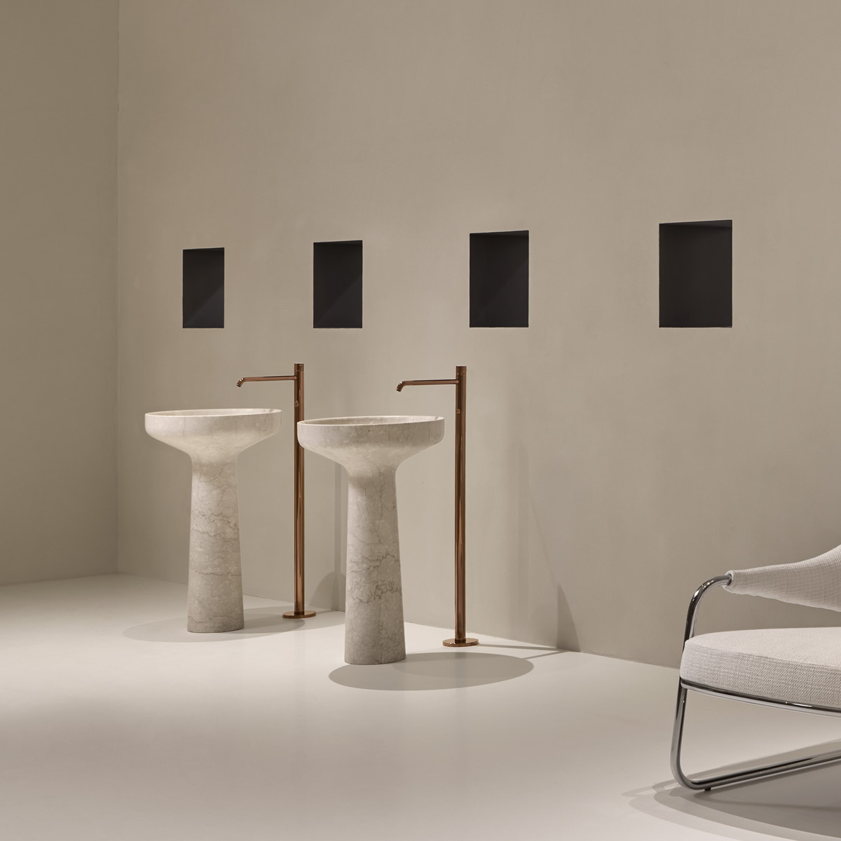 a contemporary and transversal bathroom